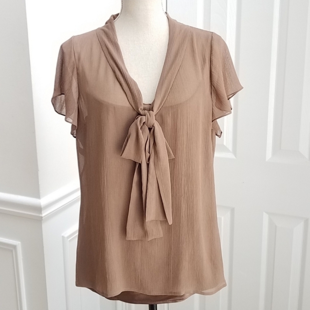 ST JOHN | Flutter Sleeves Crepe tie neck  Nutmeg Blouse 100% Silk Size 8